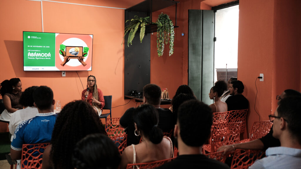 📸 Fotos por Joelma Antunes / Arapuá Comunicação. CC BY-NC-ND Esta licença permite que os usuários copiem e distribuam o material em qualquer meio ou formato, apenas em sua forma original, para fins não comerciais e desde que seja dada a devida atribuição ao criador. BY: o crédito deve ser dado ao criador. NC: somente usos não comerciais da obra são permitidos. ND: não são permitidas obras derivadas ou adaptações da obra. Este conteúdo é protegido, conforme a Lei de Direitos Autorais (Lei nº 9.610/98).